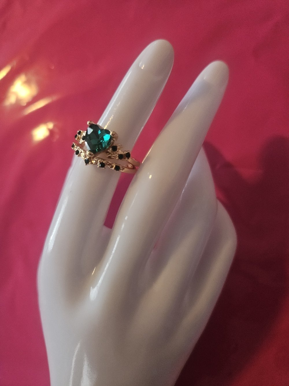 Gold-Plated Ring with Emerald Green Heart Stone - Women Jewelry